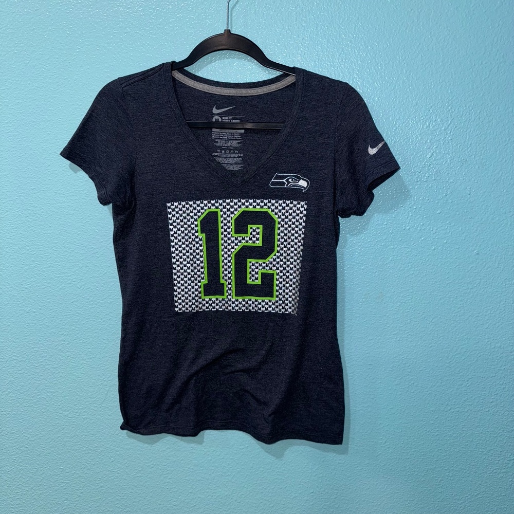 Seattle Seahawks Nike Slim Fit T-Shirt Women Size Medium